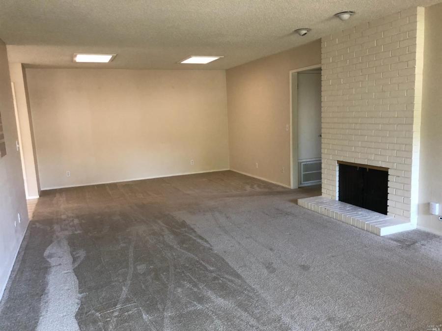6528 Meadowgreen Place