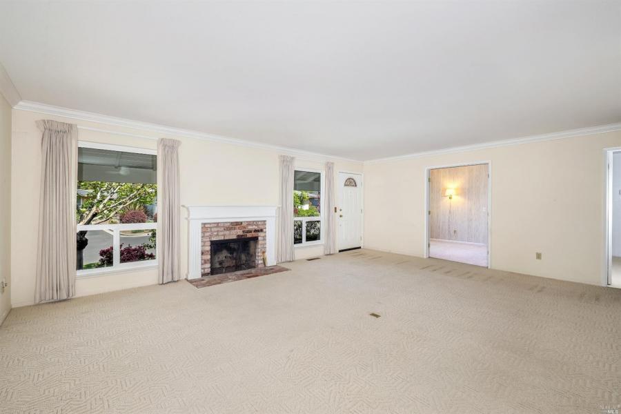435 Meadowgreen Drive