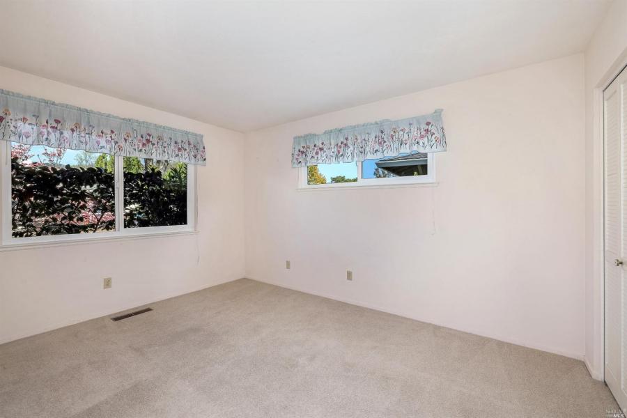 435 Meadowgreen Drive