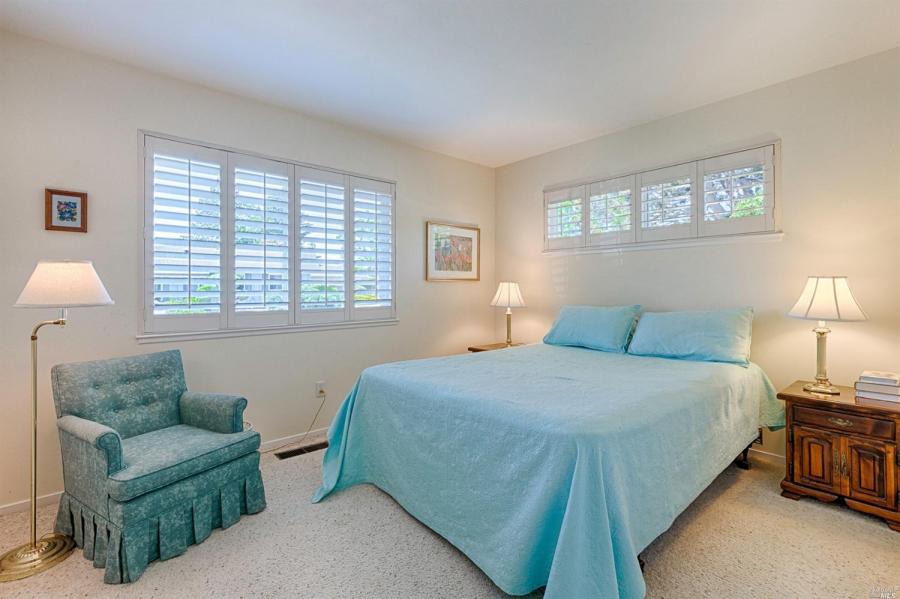 200 Mockingbird Circle