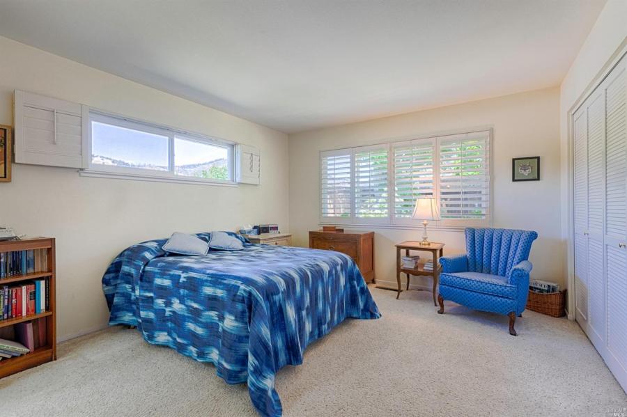 200 Mockingbird Circle