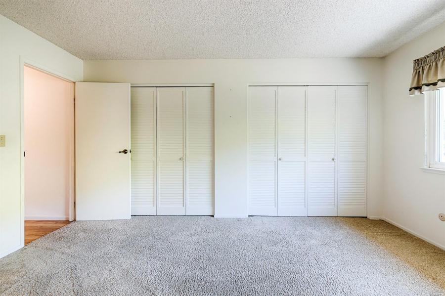 7358 Oakmont Drive