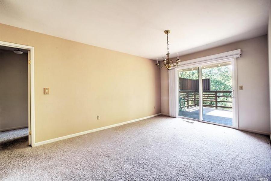 6441 Mesa Oaks Circle