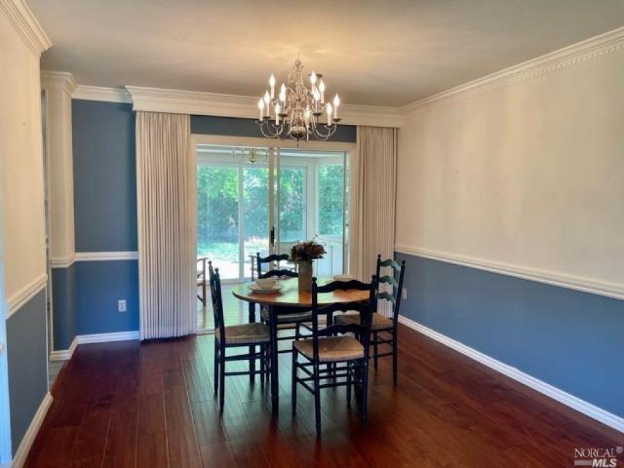 7 Oakhurst Place