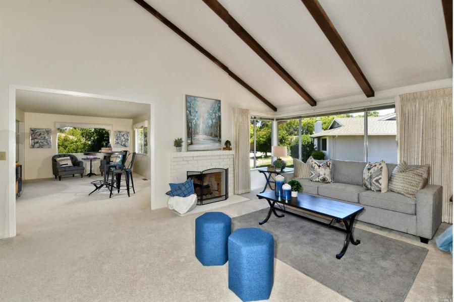 493 Oak Vista Court