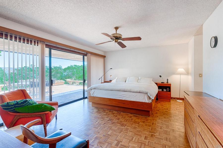 401 Oak Brook Place