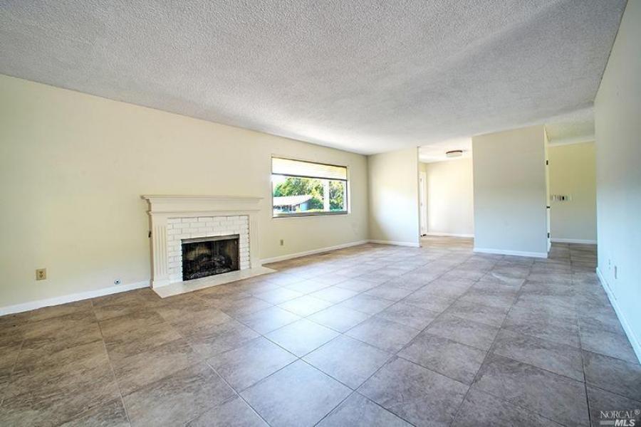 7301 Oak Leaf Drive