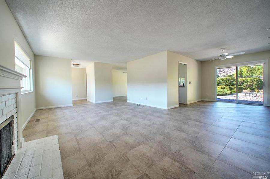 7301 Oak Leaf Drive