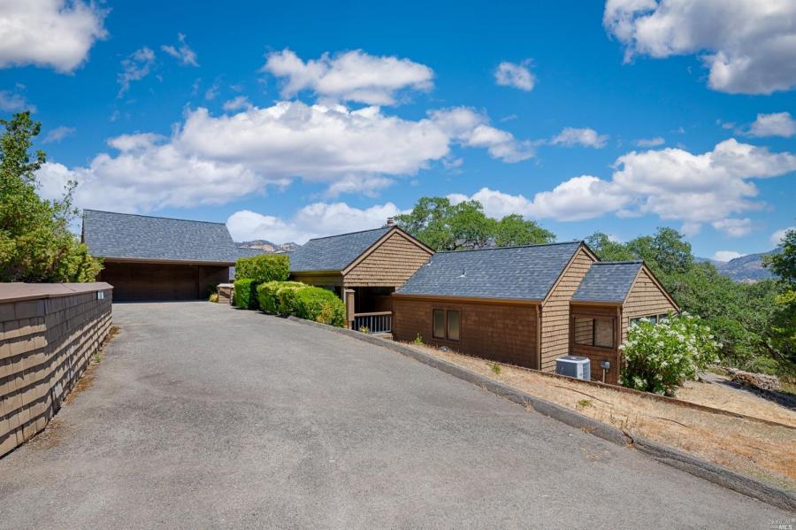 401 Oak Brook Place