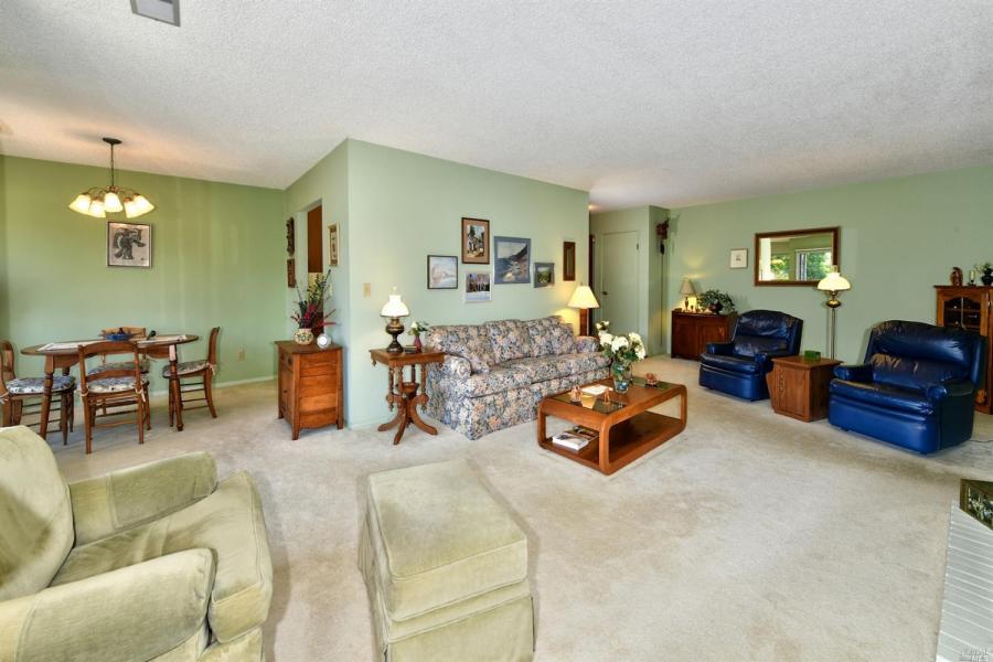 7401 Oakmont Drive