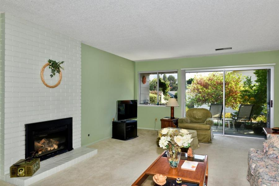 7401 Oakmont Drive