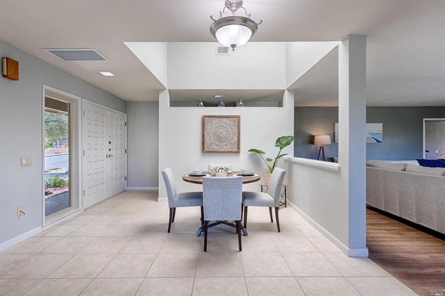 421 Oak Point Court