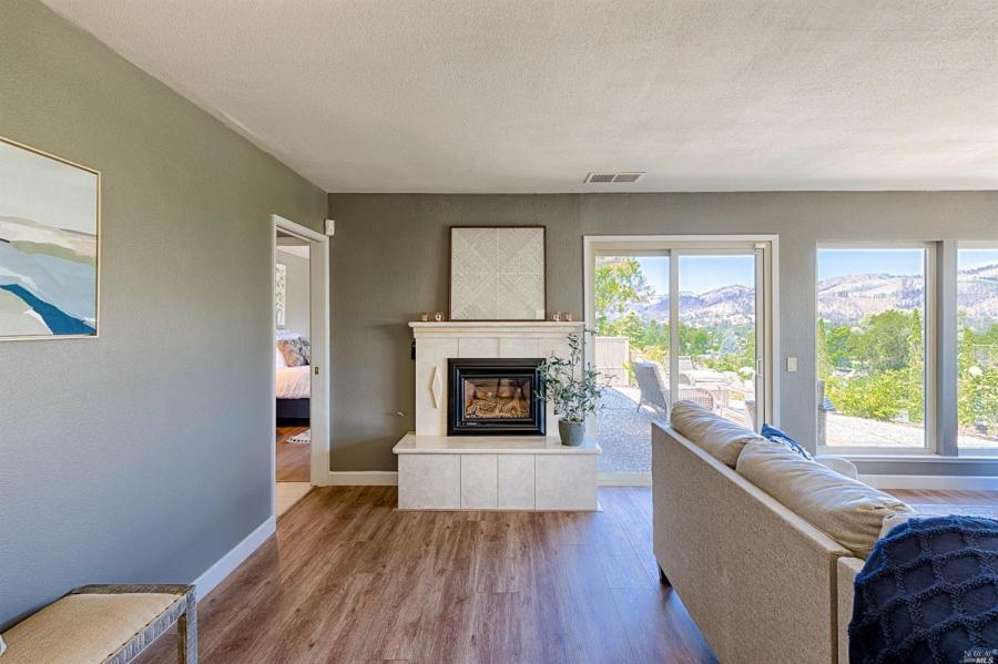 421 Oak Point Court
