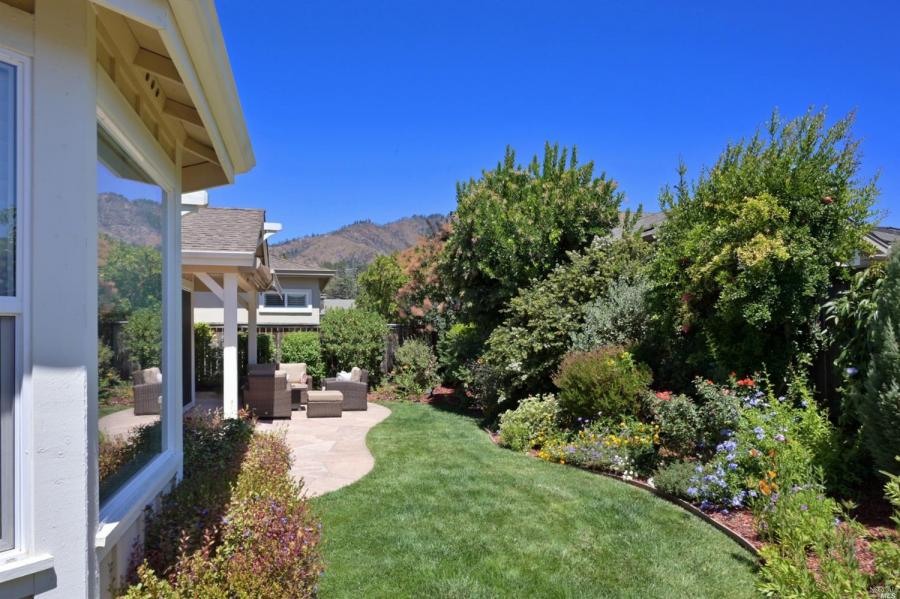 9272 Oak Trail Circle