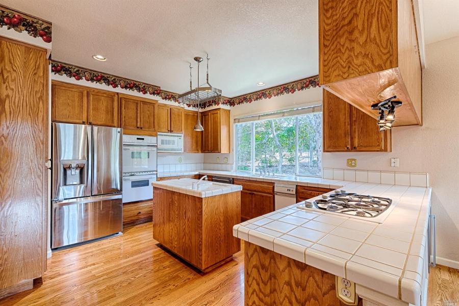 6332 Meadowridge Drive