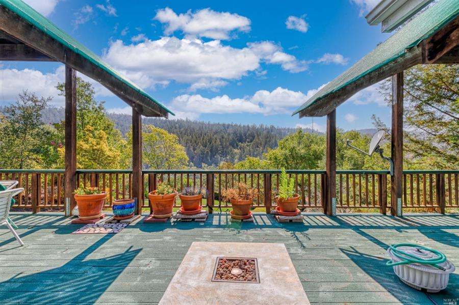 6332 Meadowridge Drive