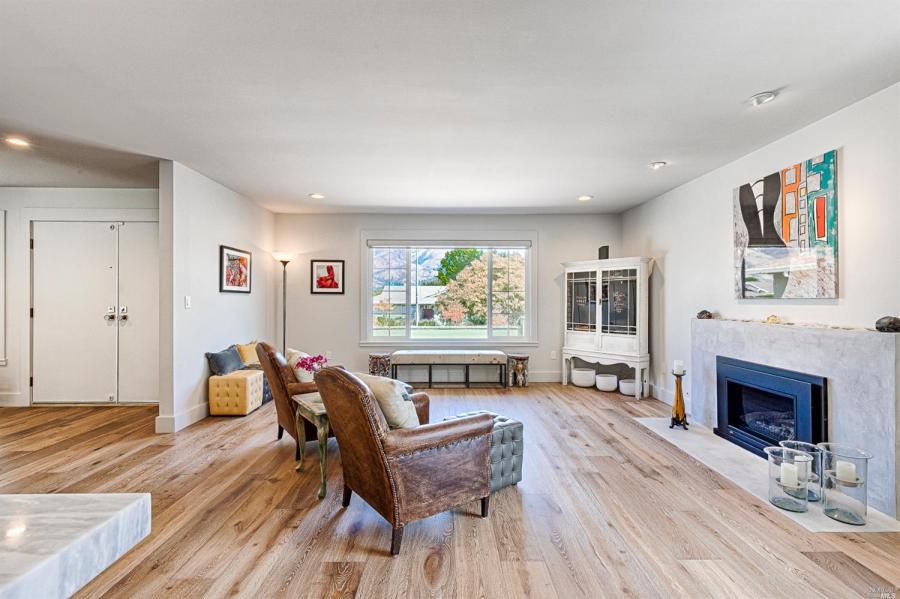7362 Oakmont Drive