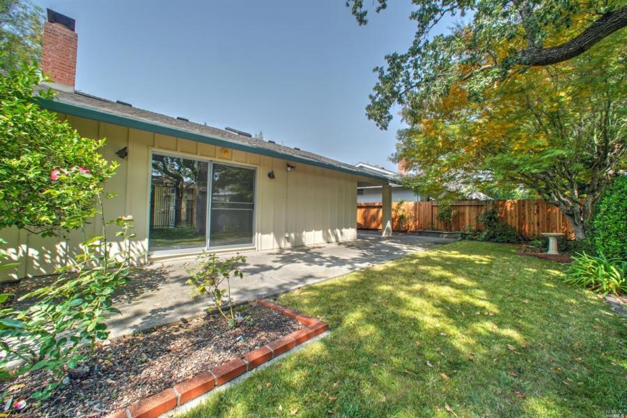 7605 Oak Leaf Drive