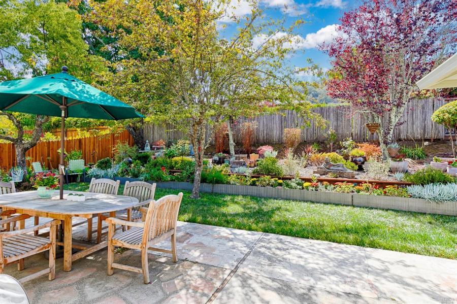 7362 Oakmont Drive