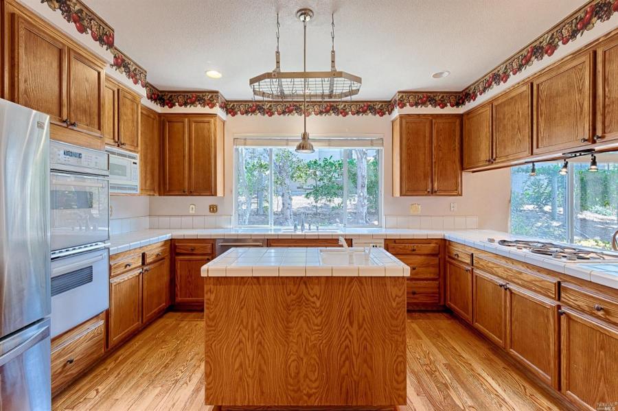 6332 Meadowridge Drive