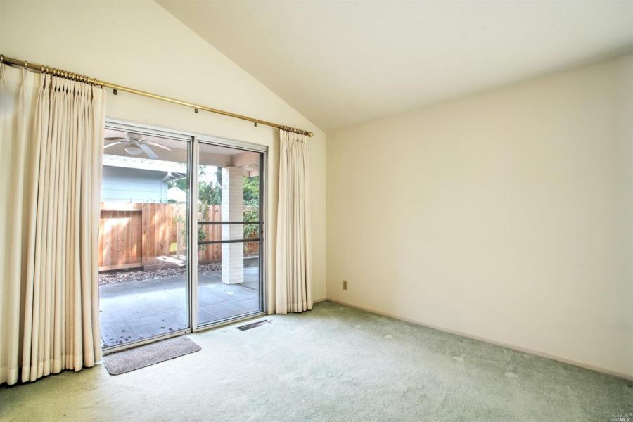 7605 Oak Leaf Drive