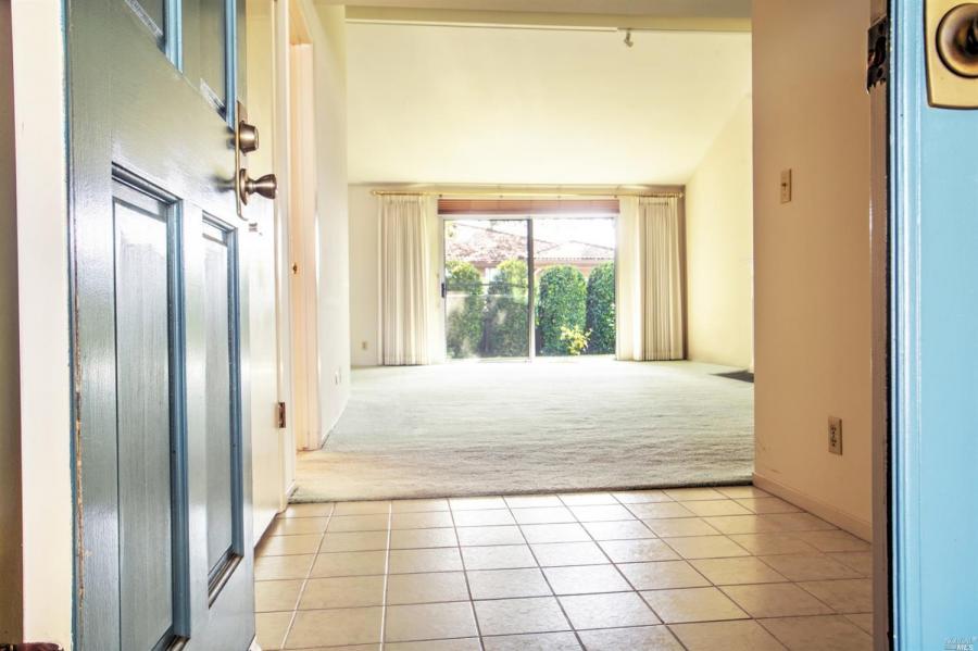7605 Oak Leaf Drive