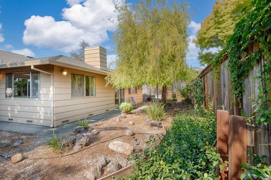 138 Oak Shadow Drive
