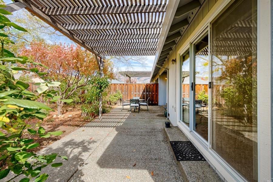 377 Miramonte Place