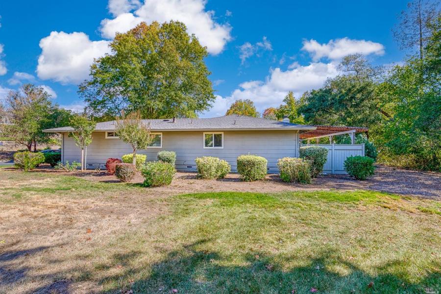 6493 Meadowridge Court