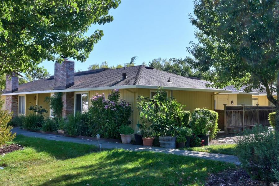 7411 Oakmont Drive