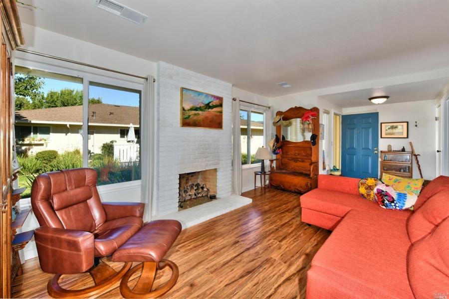 7411 Oakmont Drive