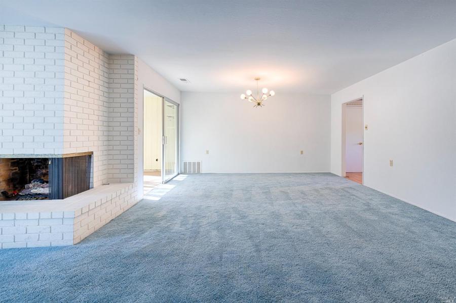 445 Deerfield Circle