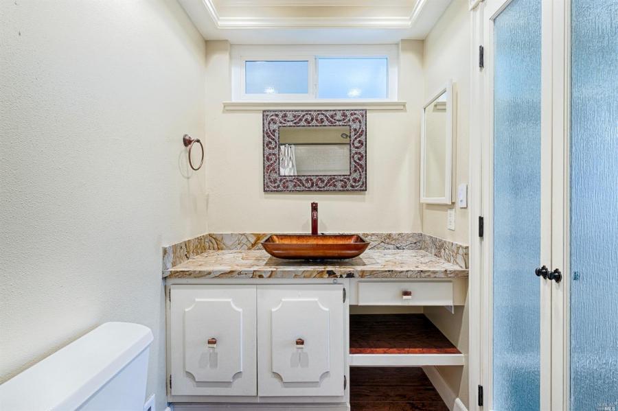 5 Oak Island Drive