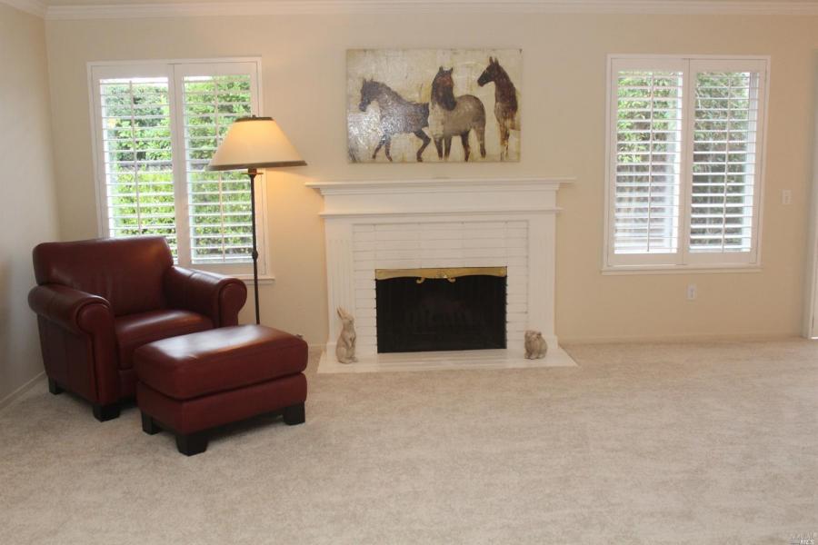 121 Valley Oaks Drive