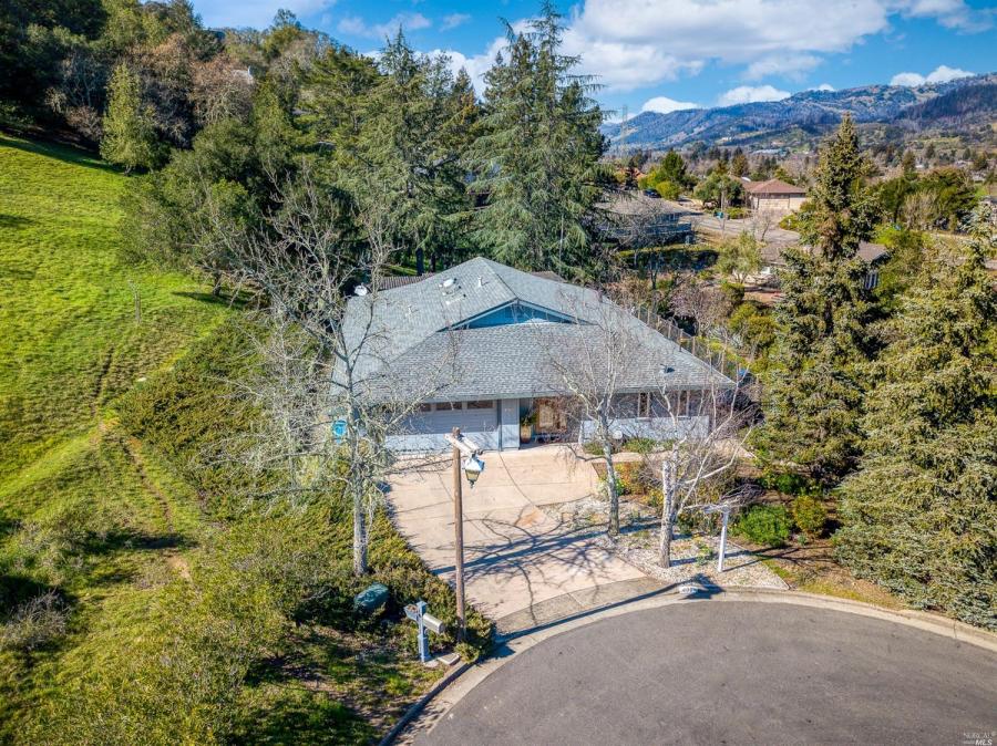 400 Oak Brook Place