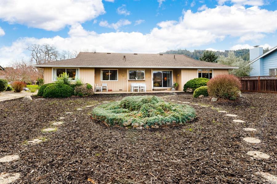 508 Oak Vista Court