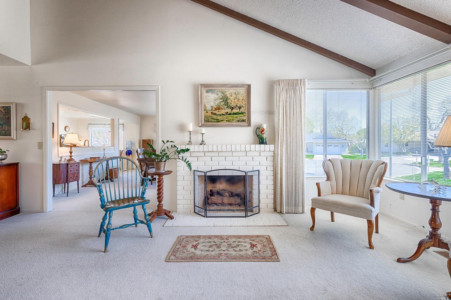 493 Oak Vista Court