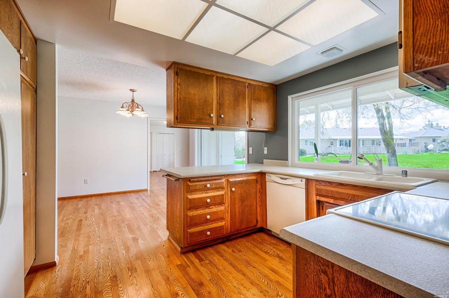 511 Oak Vista Court