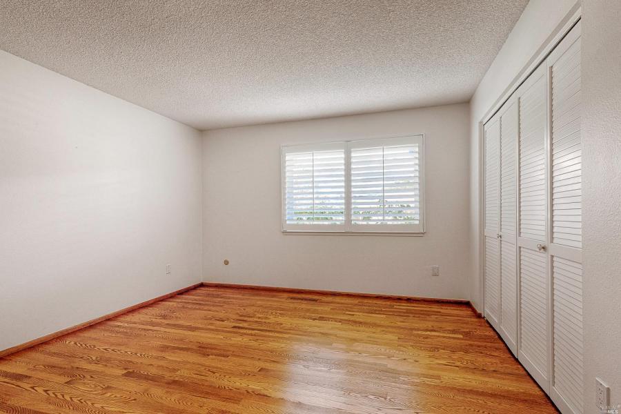 511 Oak Vista Court