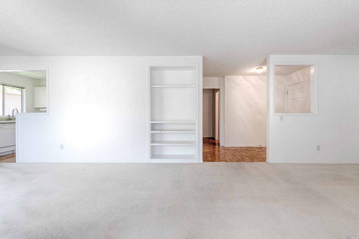 7405 Oak Leaf Drive