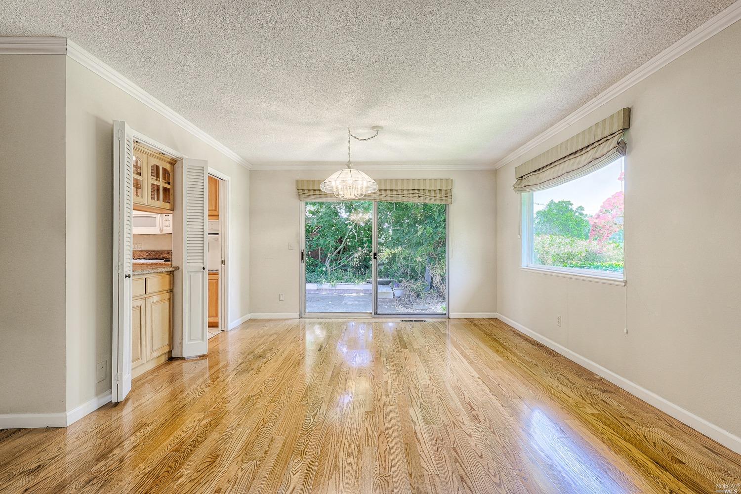 282 Mockingbird Circle
