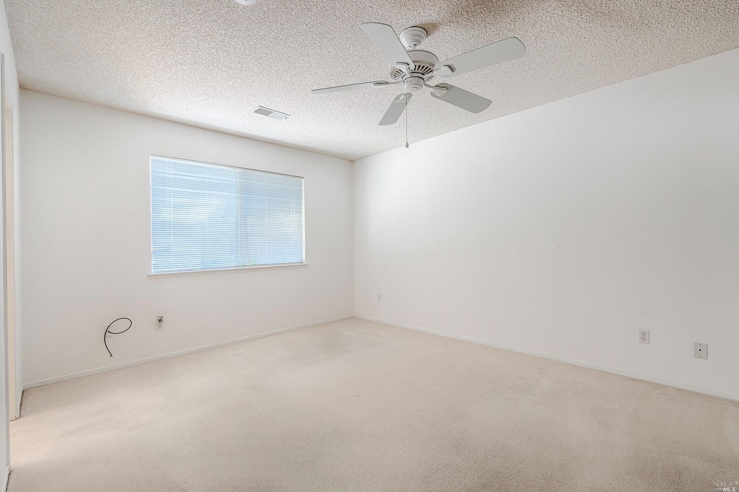7405 Oak Leaf Drive