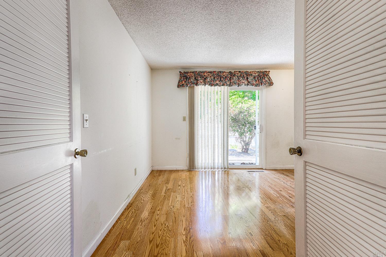 282 Mockingbird Circle