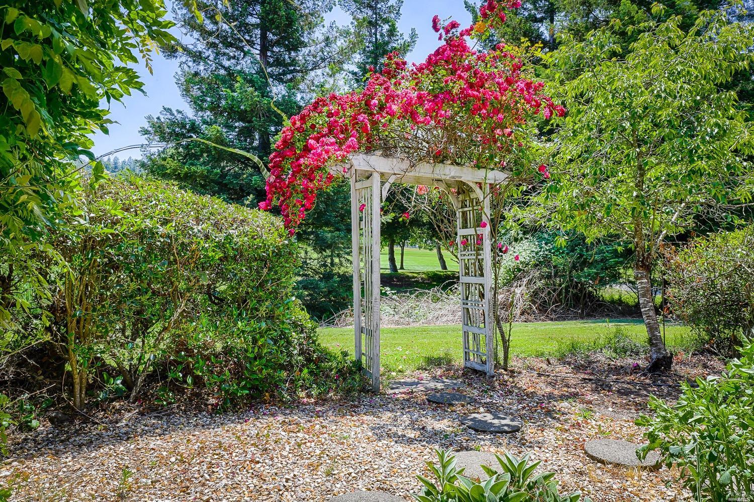 282 Mockingbird Circle
