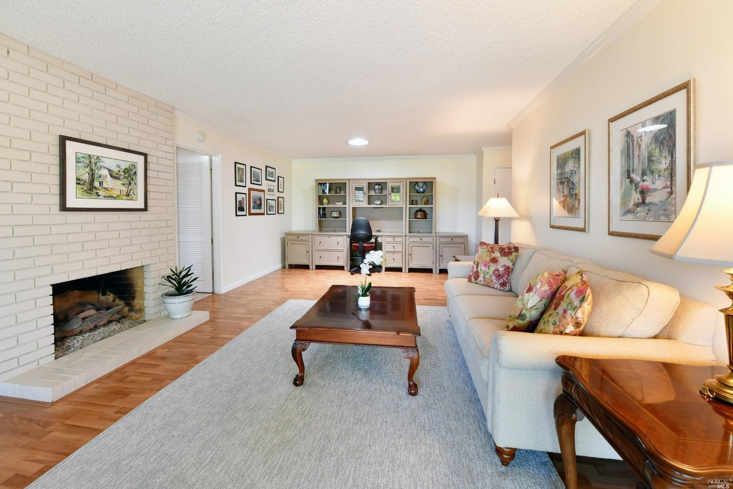 339 Valley Oaks Drive