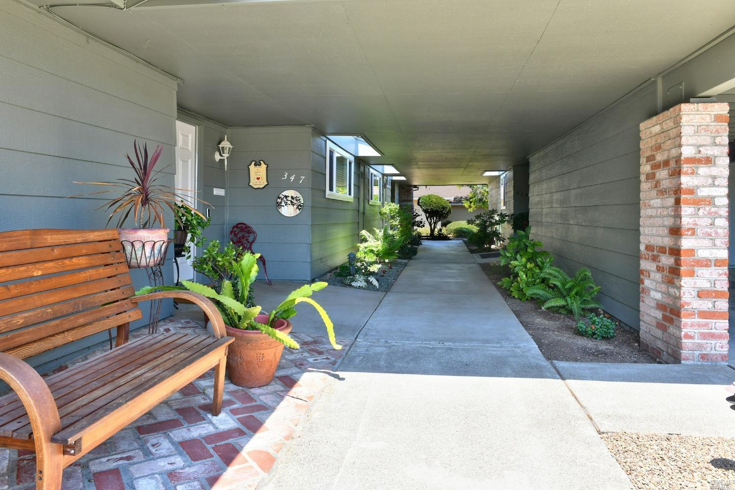 339 Valley Oaks Drive