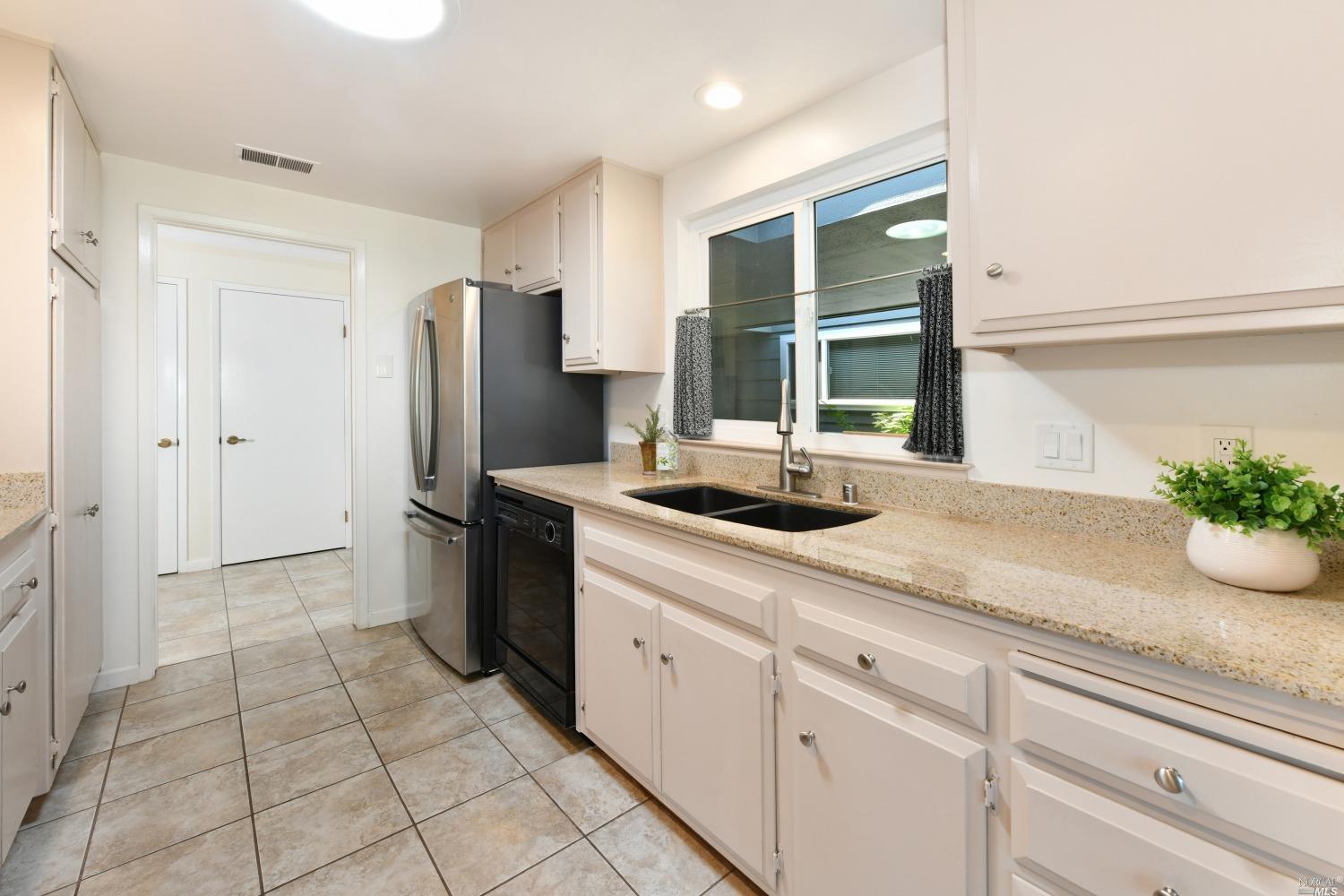339 Valley Oaks Drive