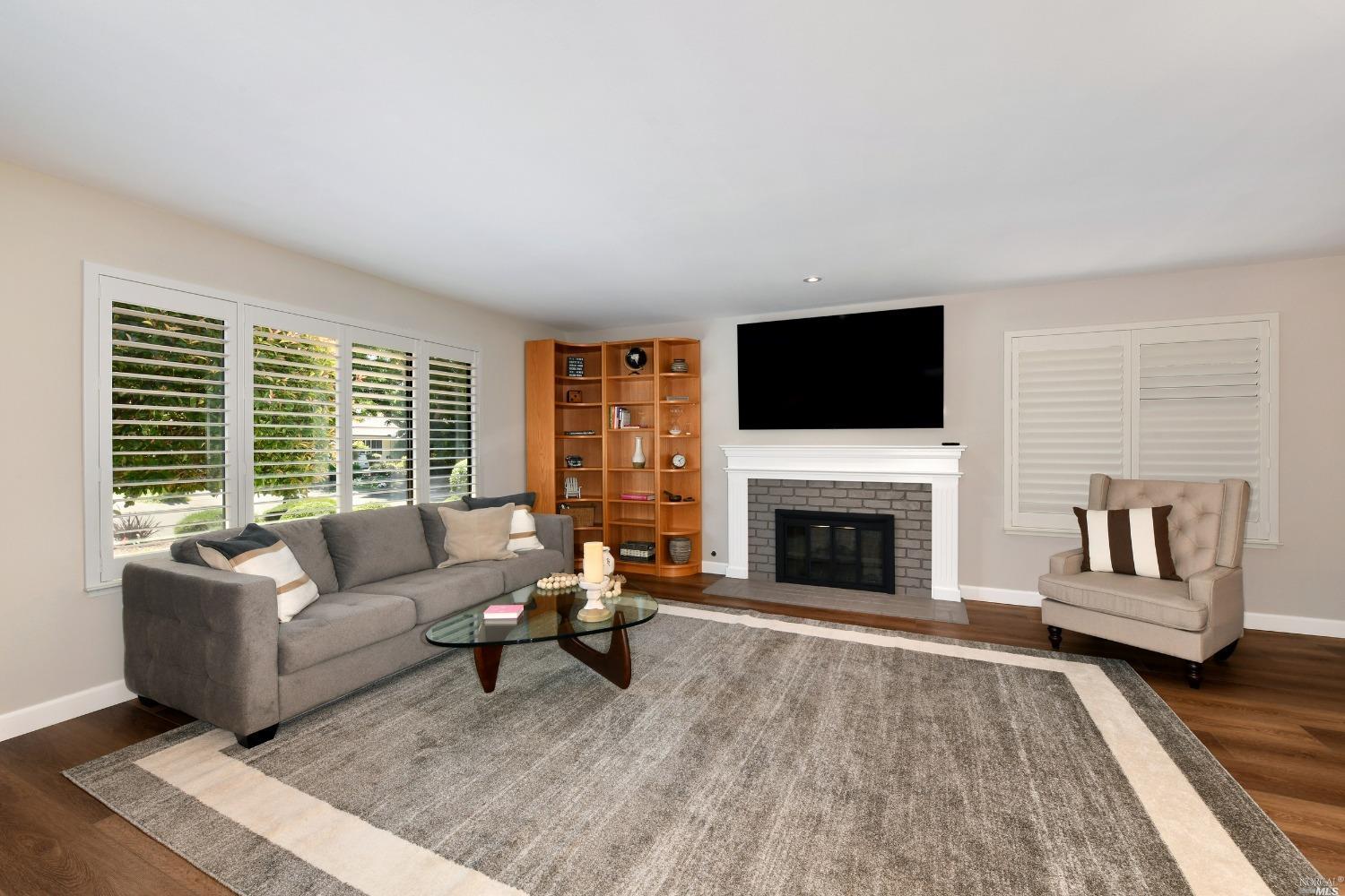 317 Twin Lakes Drive