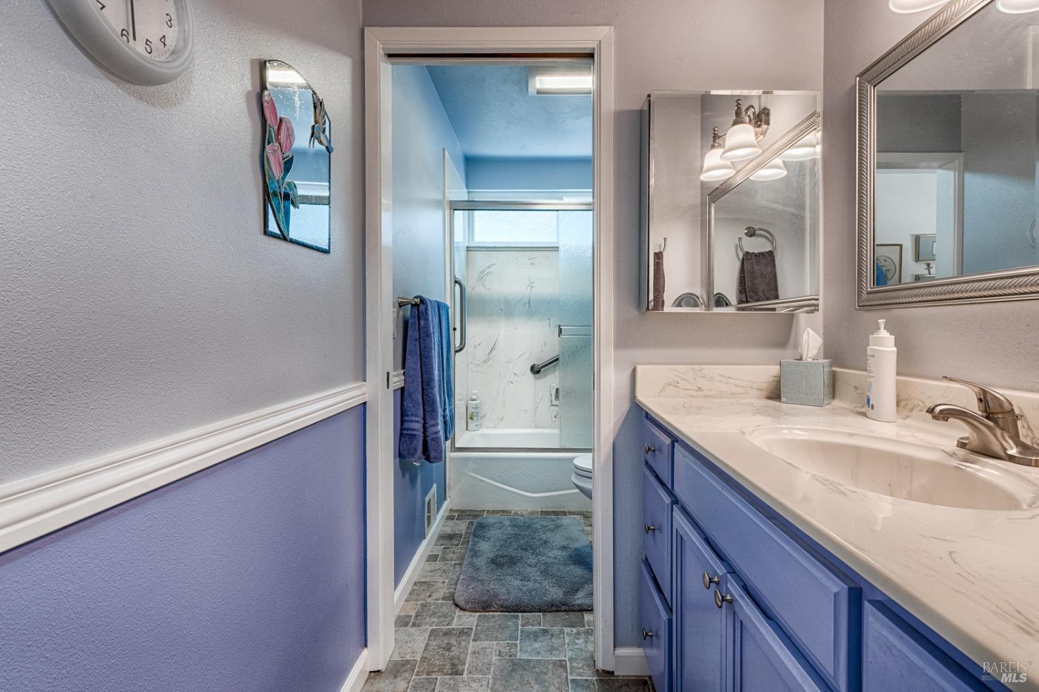 6477 Meadowridge Drive