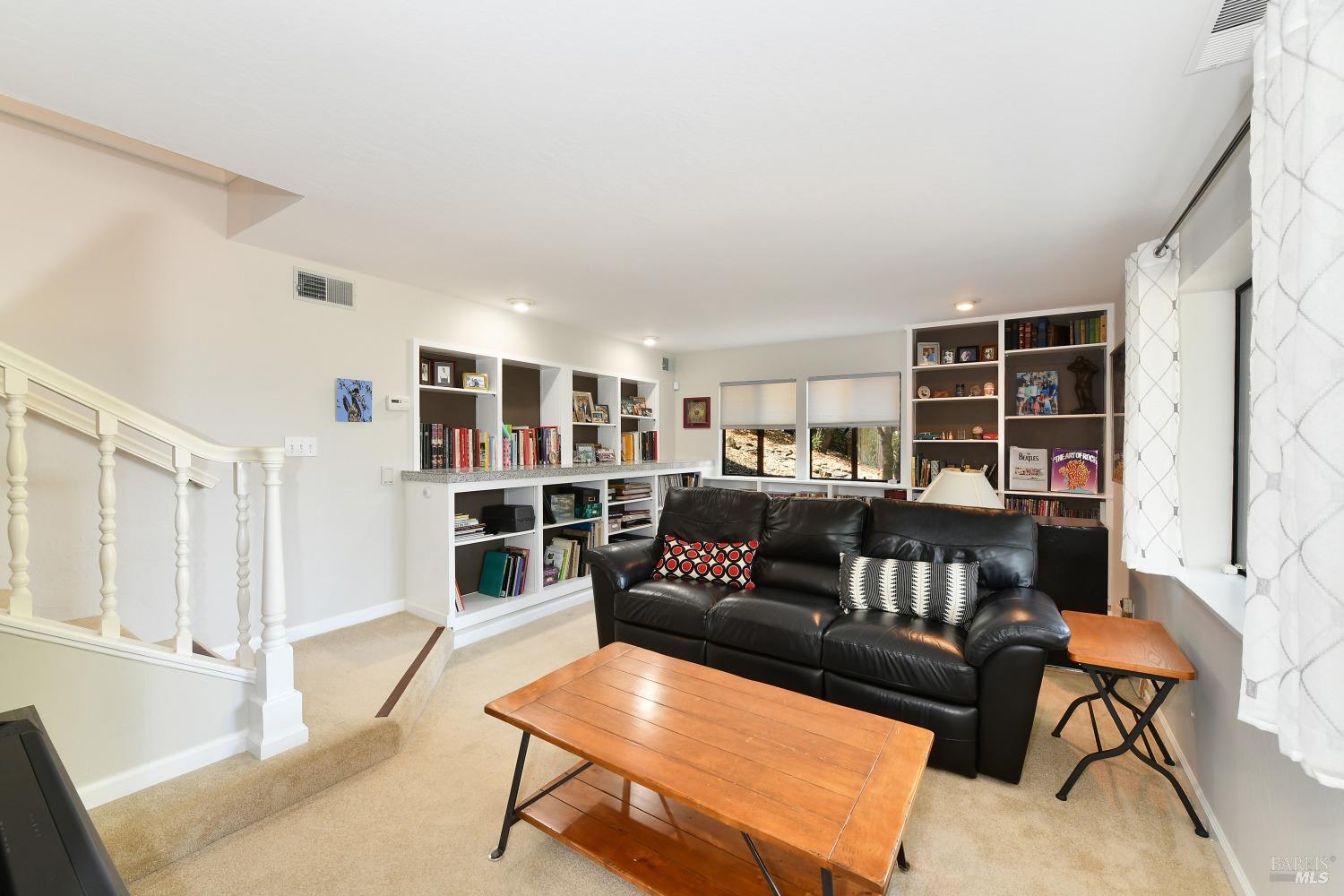 460 Hillsdale Drive